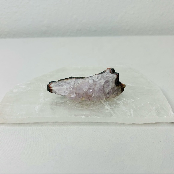 Amethyst small cluster #2 - Picture 4 of 5